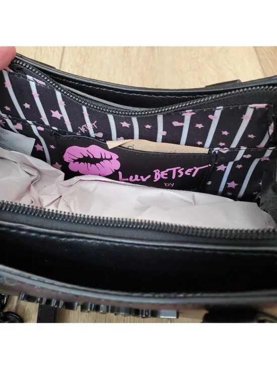 Luv Betsey Johnson Sparkle Bat Crossbody Black Bag Goth Witch Costume Halloween - Picture 5 of 12